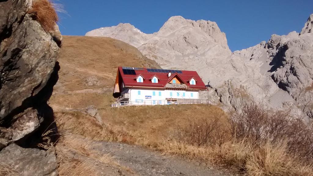 Gasthof Zum Loewen Sankt Jakob im Lesachtal Eksteriør billede